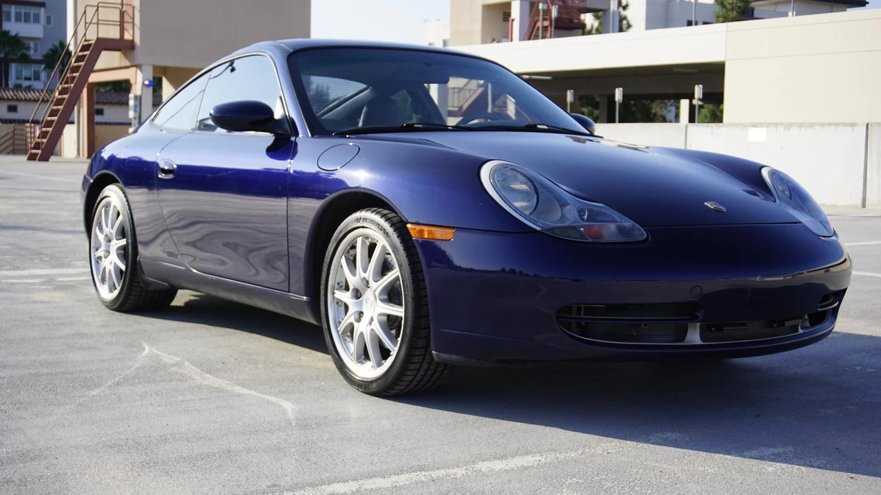 2001 Porsche 996 Carrera - Image 3 of 31