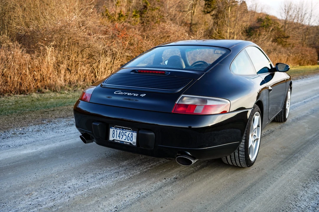2001 Porsche 996 Carrera - Image 21 of 31