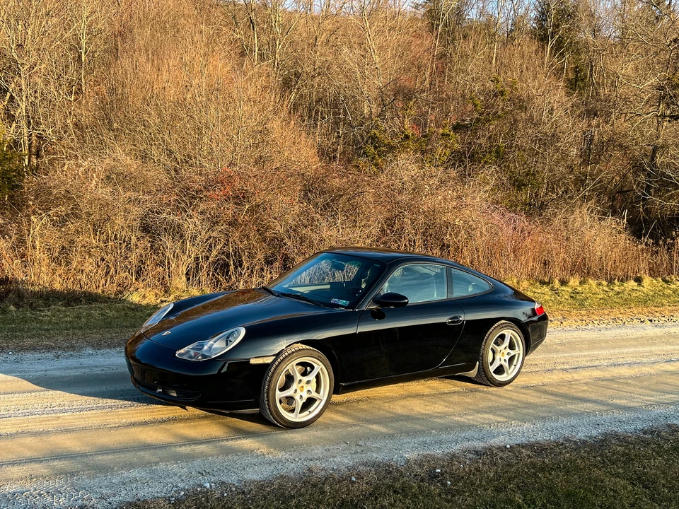2001 Porsche 996 Carrera - Image 8 of 31