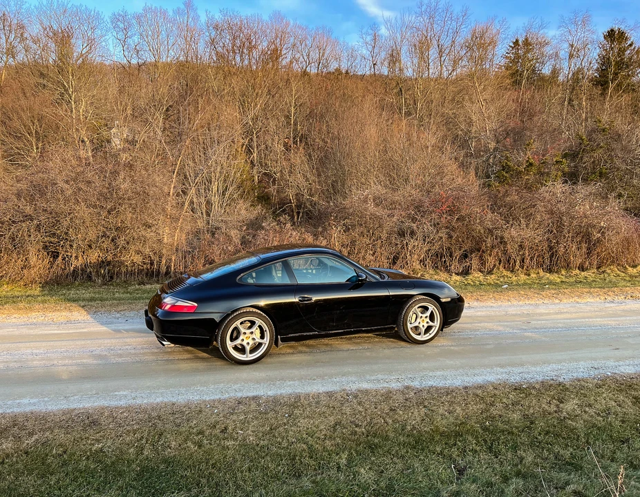 2001 Porsche 996 Carrera - Image 27 of 31