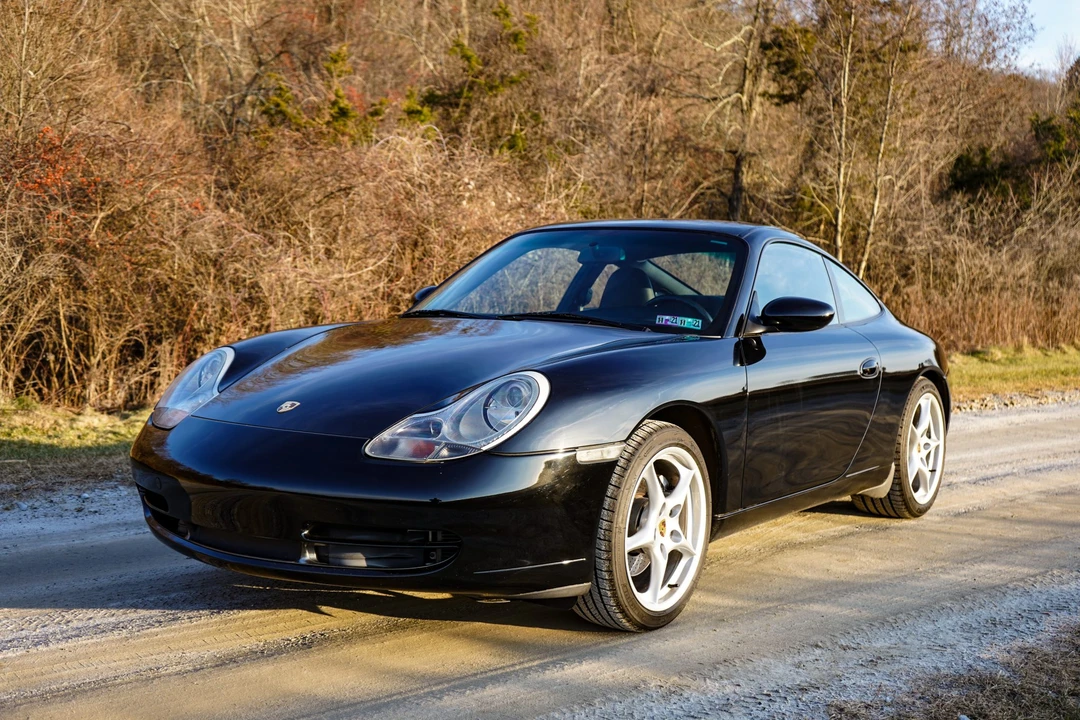 2001 Porsche 996 Carrera - Image 5 of 31