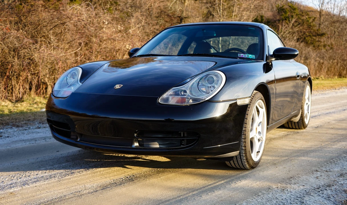 2001 Porsche 996 Carrera - Image 2 of 31