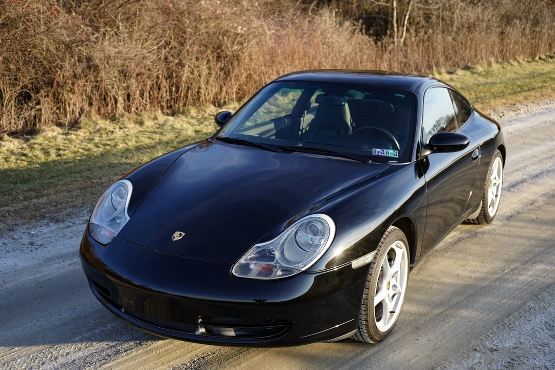 2001 Porsche 996 Carrera - Image 3 of 31