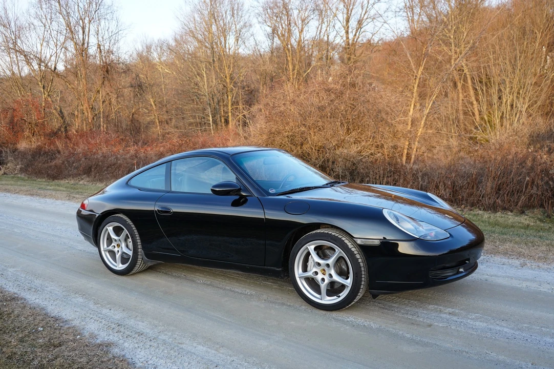 2001 Porsche 996 Carrera - Image 30 of 31