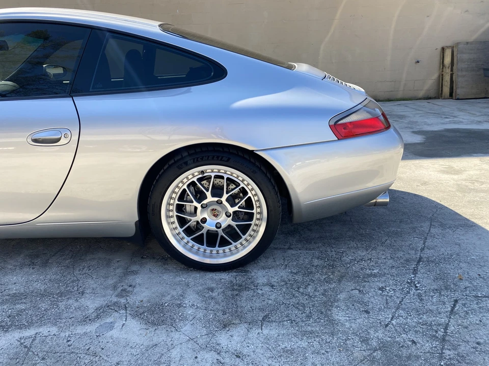 2001 Porsche 996 Carrera - Image 23 of 31