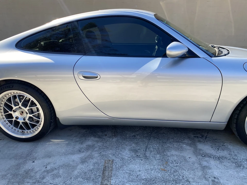 2001 Porsche 996 Carrera - Image 19 of 31