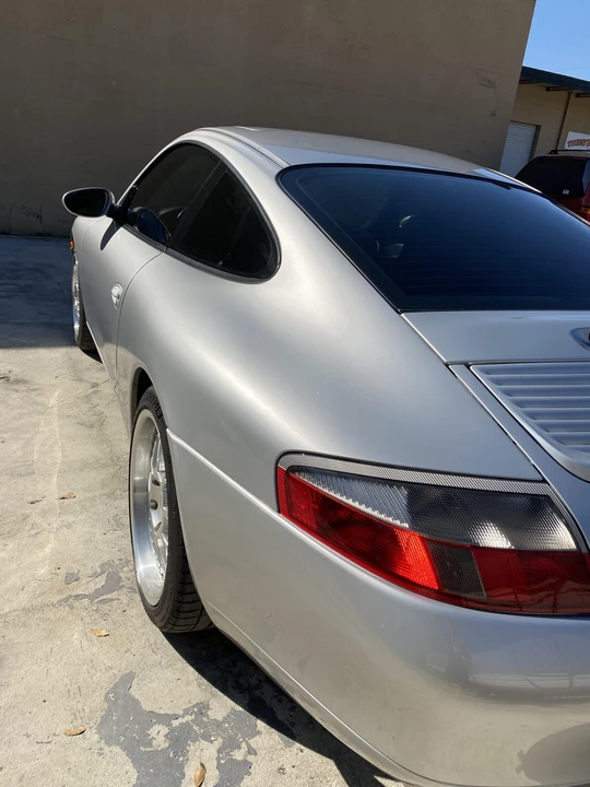 2001 Porsche 996 Carrera - Image 16 of 31