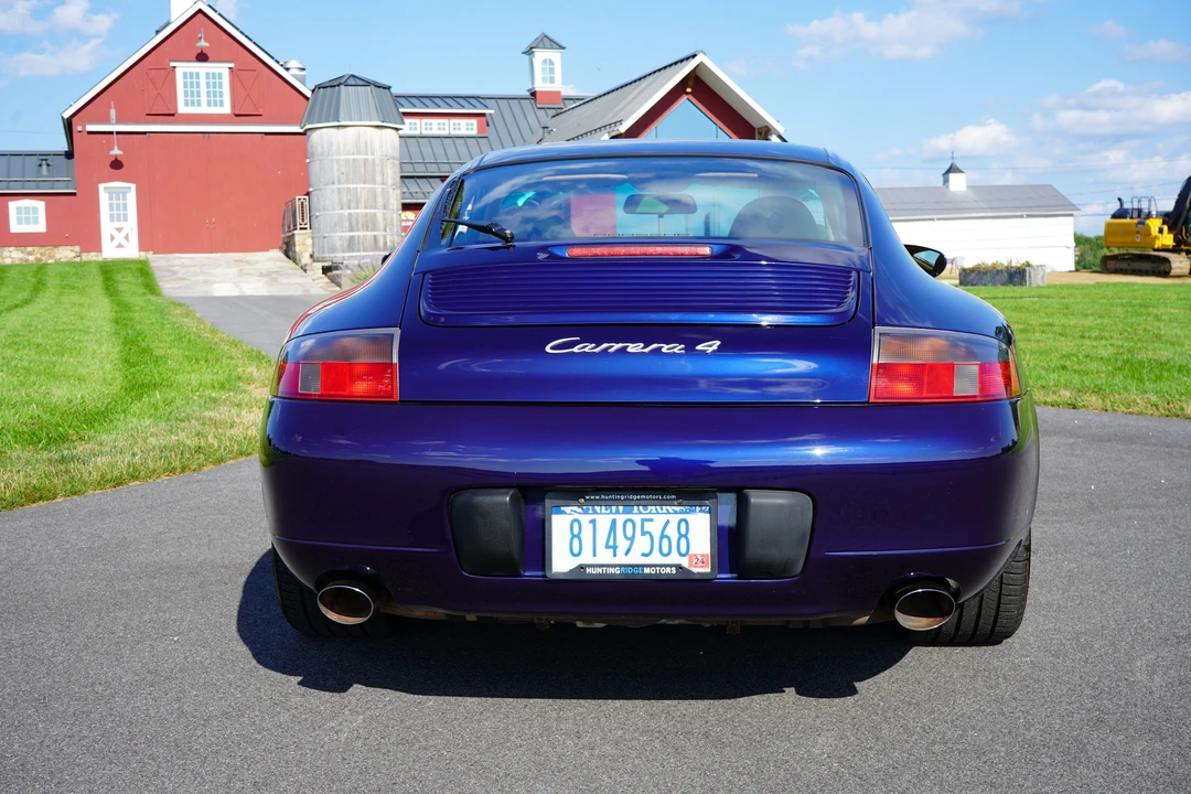 2001 Porsche 996 Carrera - Image 29 of 31