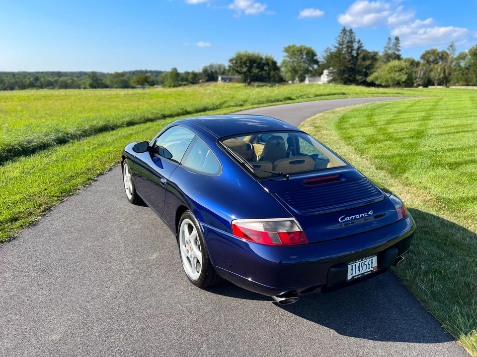 2001 Porsche 996 Carrera - Image 23 of 31