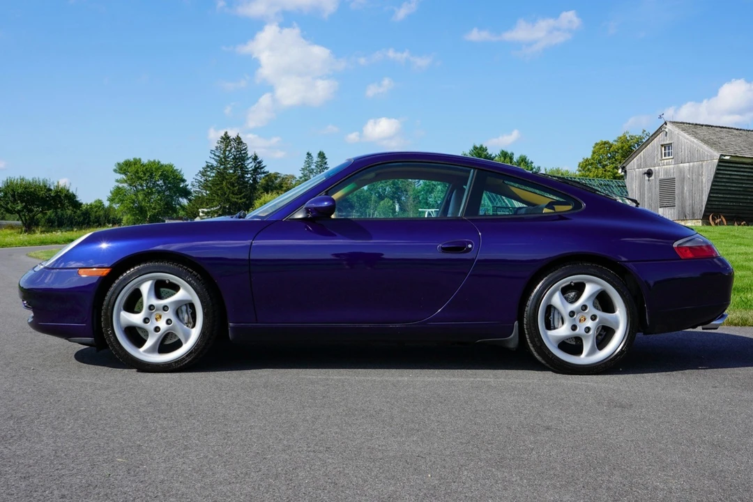 2001 Porsche 996 Carrera - Image 9 of 31