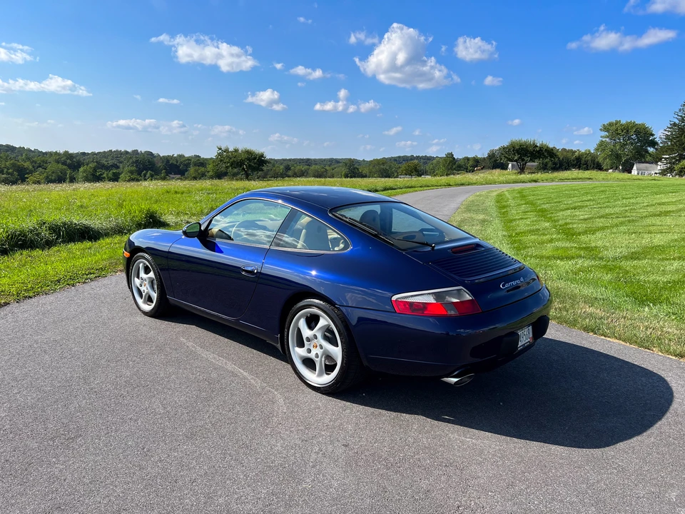 2001 Porsche 996 Carrera - Image 14 of 31