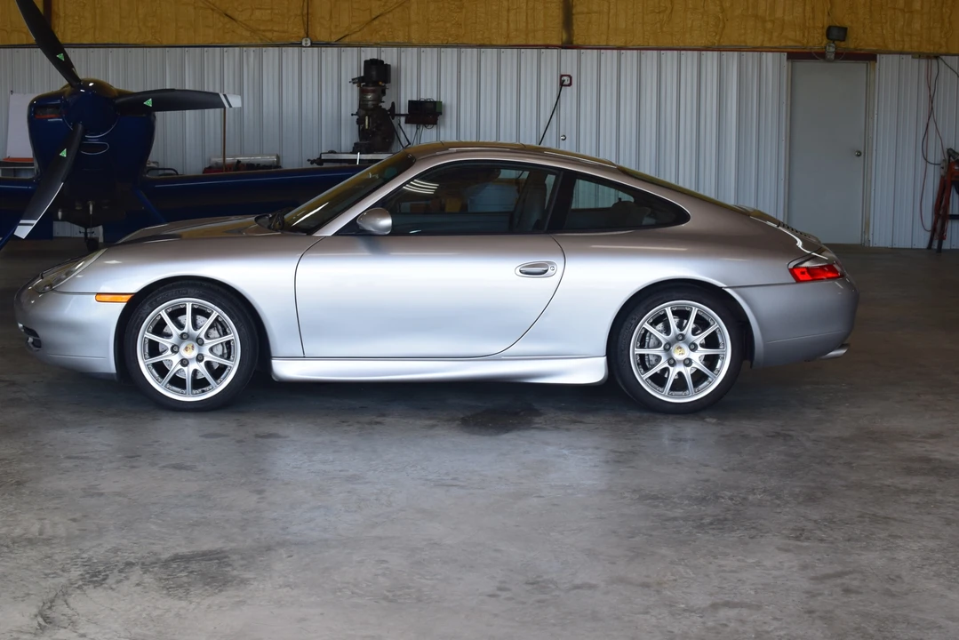 2001 Porsche 996 Carrera - Image 4 of 31