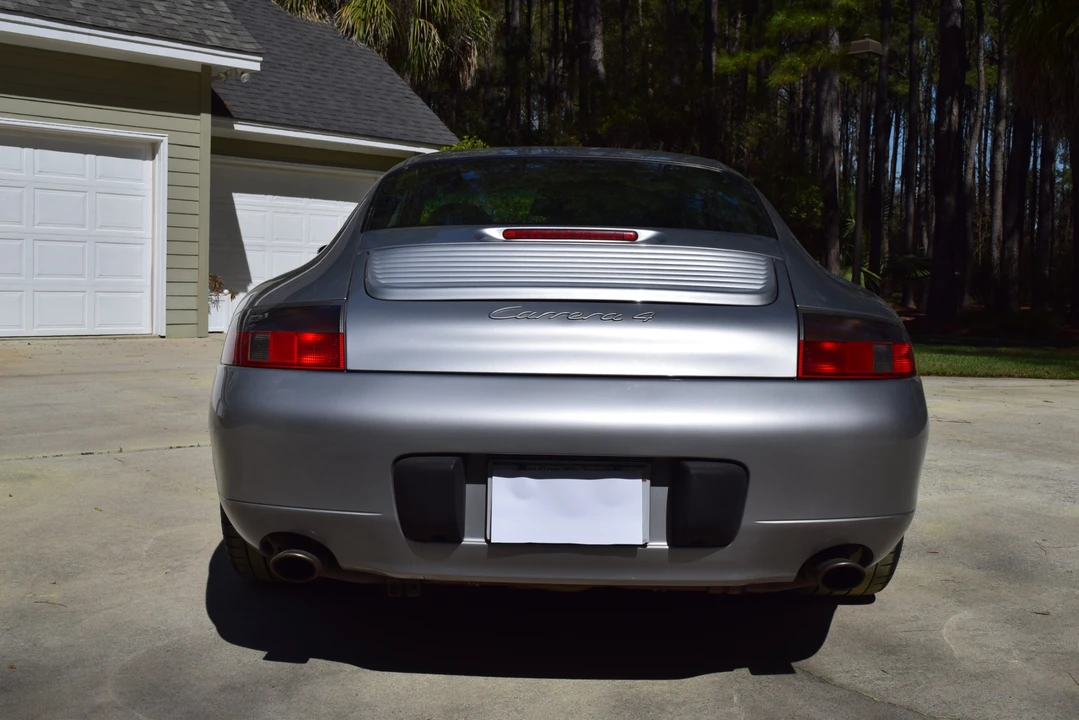 2001 Porsche 996 Carrera - Image 9 of 31