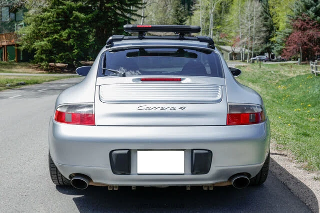2001 Porsche 996 Carrera 4 - Image 7 of 31