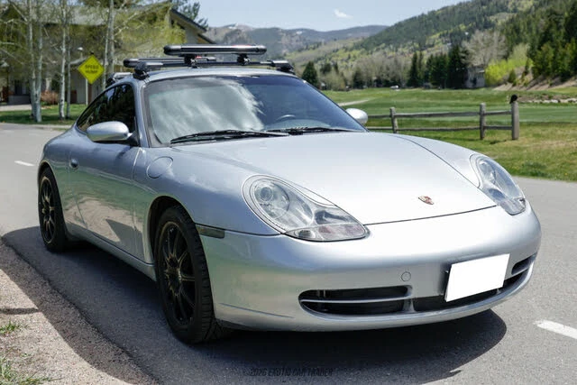 2001 Porsche 996 Carrera 4 - Image 12 of 31