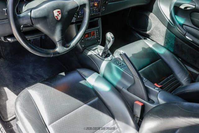 2001 Porsche 996 Carrera 4 - Image 25 of 31