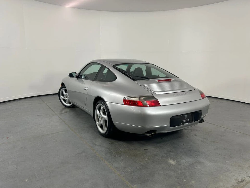 2001 Porsche 996 Carrera 4 - Image 3 of 31