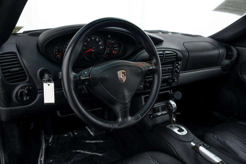 2001 Porsche 996 Carrera 4 - Image 19 of 27