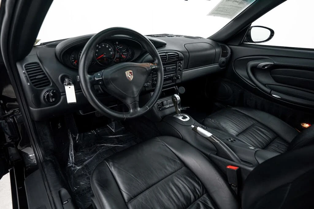 2001 Porsche 996 Carrera 4 - Image 4 of 27