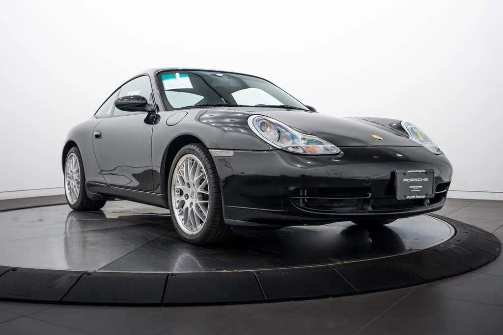 2001 Porsche 996 Carrera 4 - Image 9 of 27