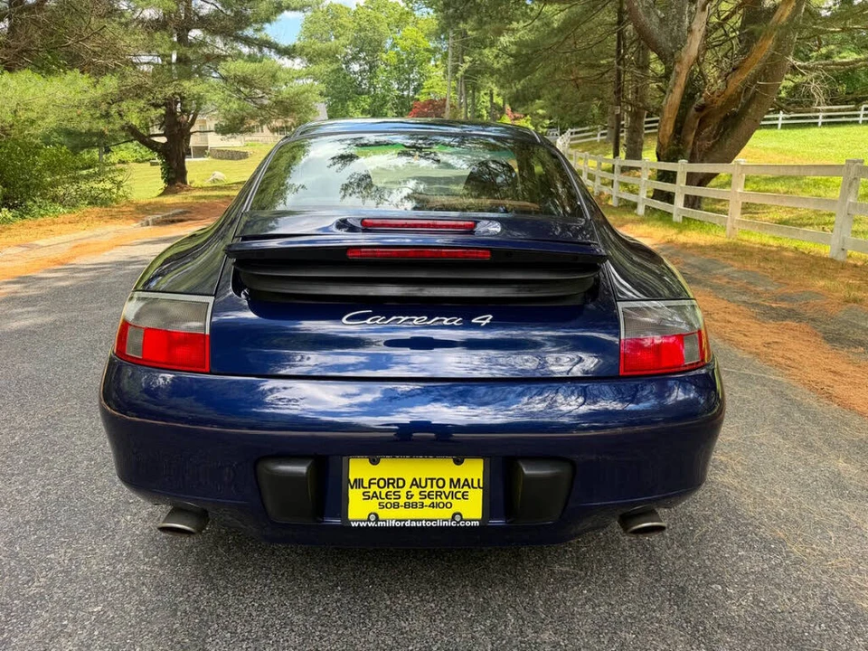 2001 Porsche 996 Carrera 4 - Image 18 of 31