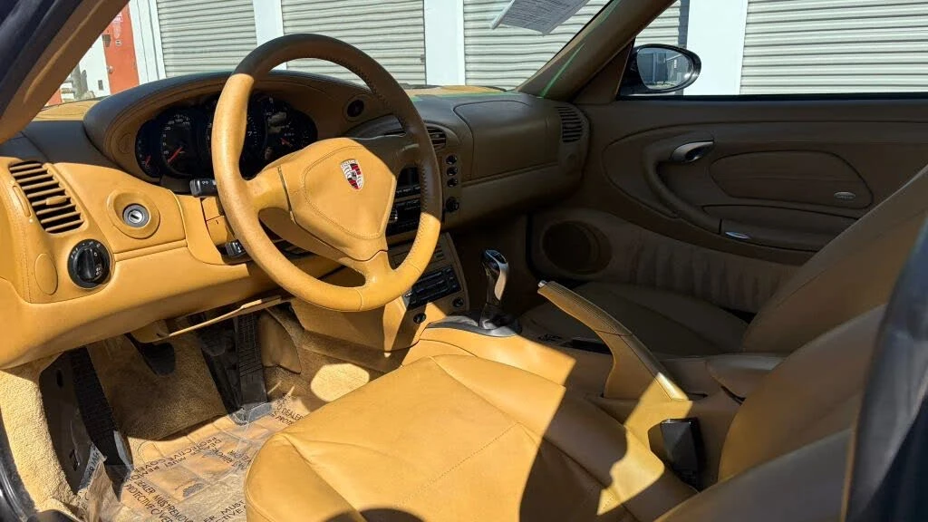 2001 Porsche 996 Carrera 4 - Image 10 of 13