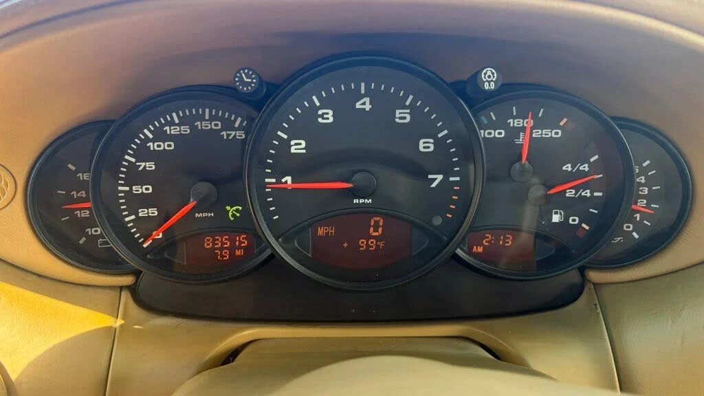 2001 Porsche 996 Carrera 4 - Image 9 of 13