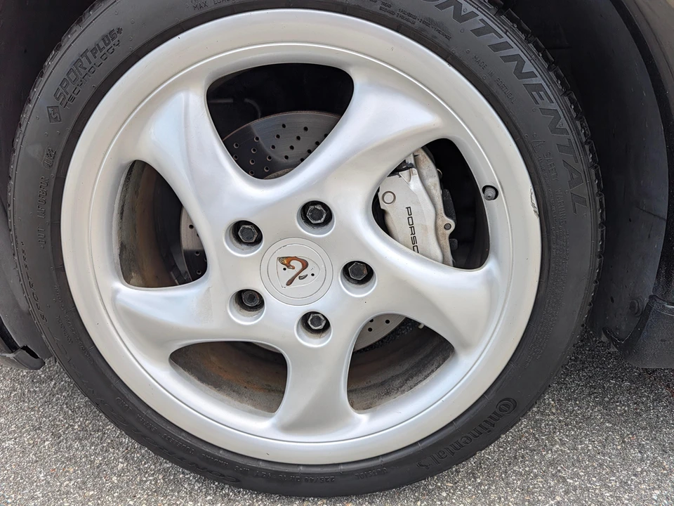 2001 Porsche 996 Carrera 4 - Image 31 of 31
