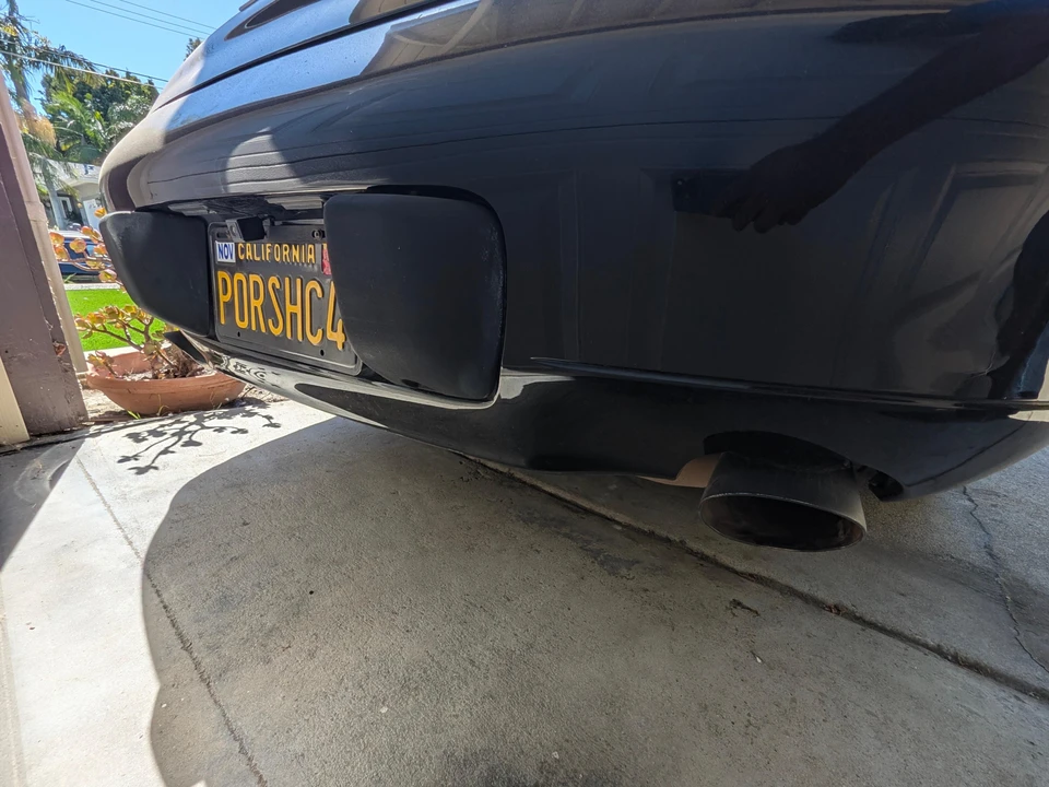 2001 Porsche 996 Carrera 4 - Image 26 of 31