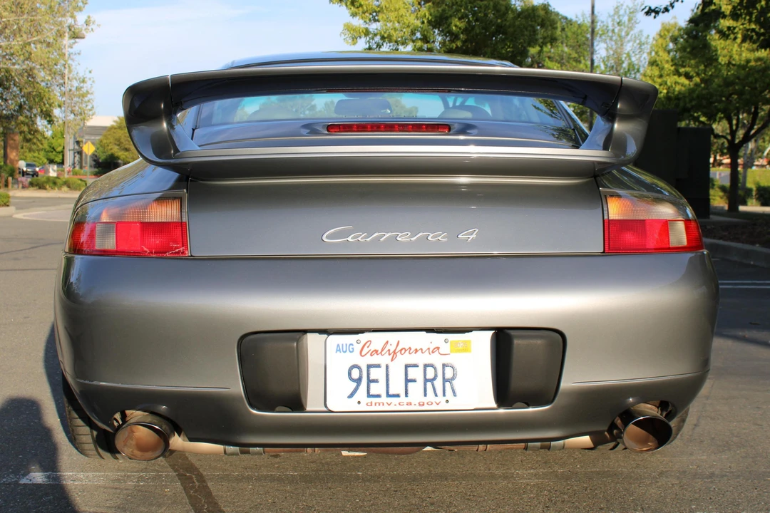 2001 Porsche 996 Carrera 4 - Image 5 of 8