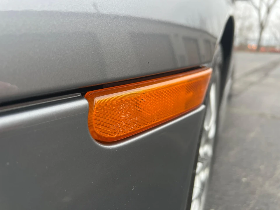 2001 Porsche 996 Carrera 4 - Image 24 of 31