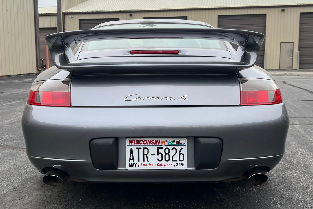 2001 Porsche 996 Carrera 4 - Image 5 of 31