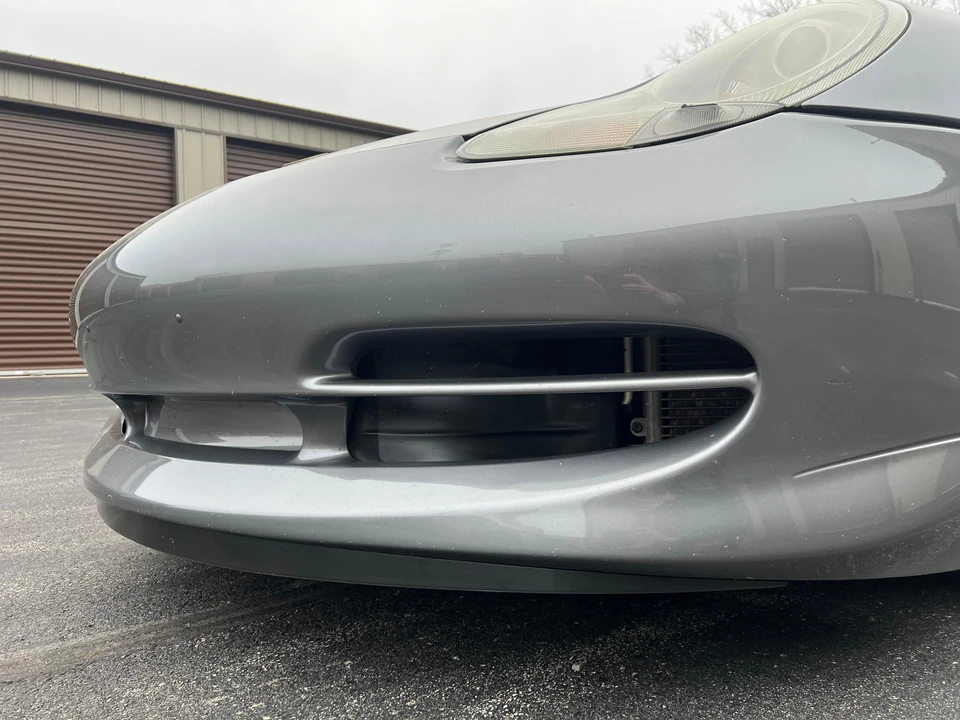 2001 Porsche 996 Carrera 4 - Image 23 of 31