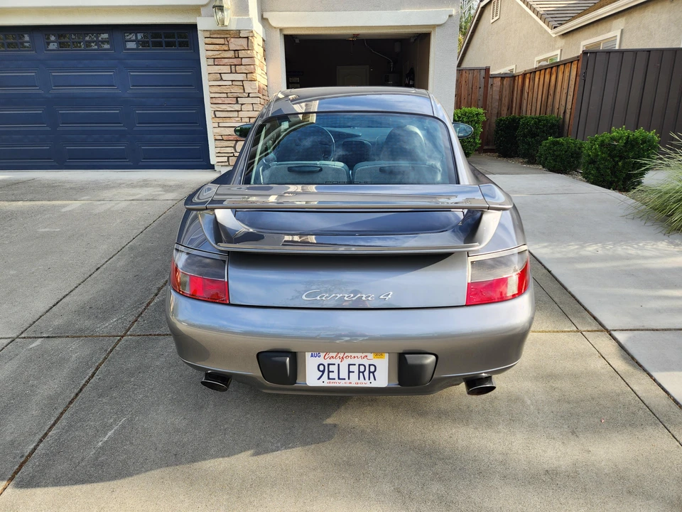 2001 Porsche 996 Carrera 4 - Image 7 of 8