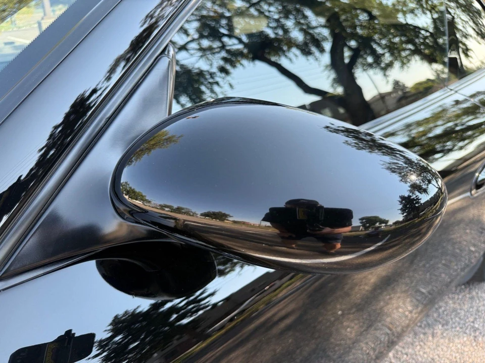 2001 Porsche 996 Carrera 4 - Image 19 of 31