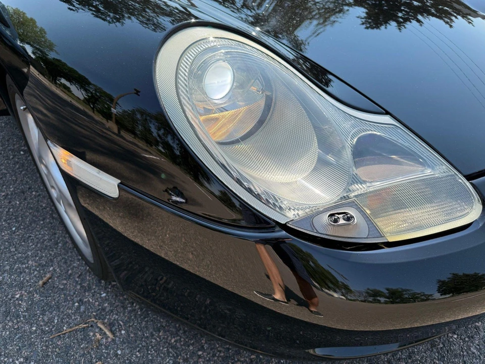 2001 Porsche 996 Carrera 4 - Image 13 of 31
