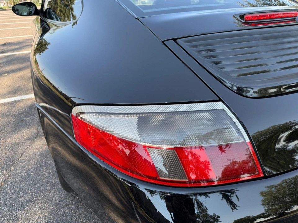 2001 Porsche 996 Carrera 4 - Image 24 of 31
