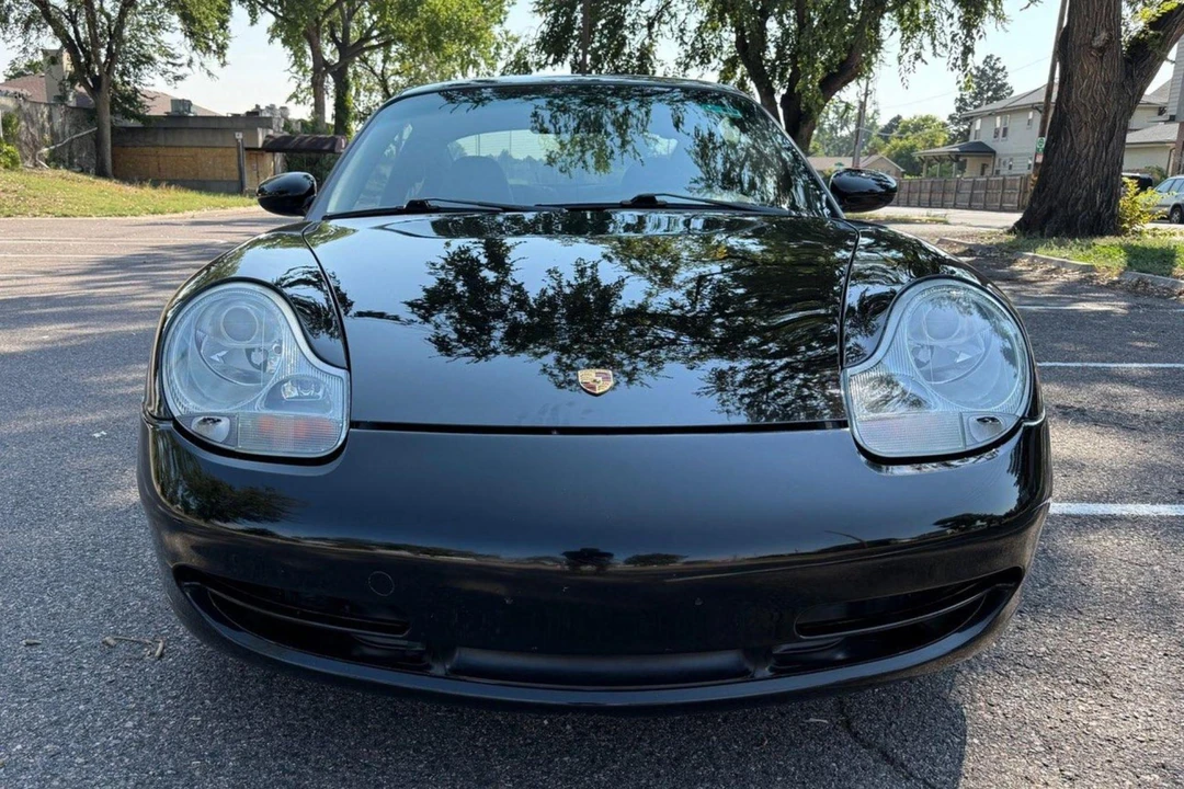 2001 Porsche 996 Carrera 4 - Image 2 of 31