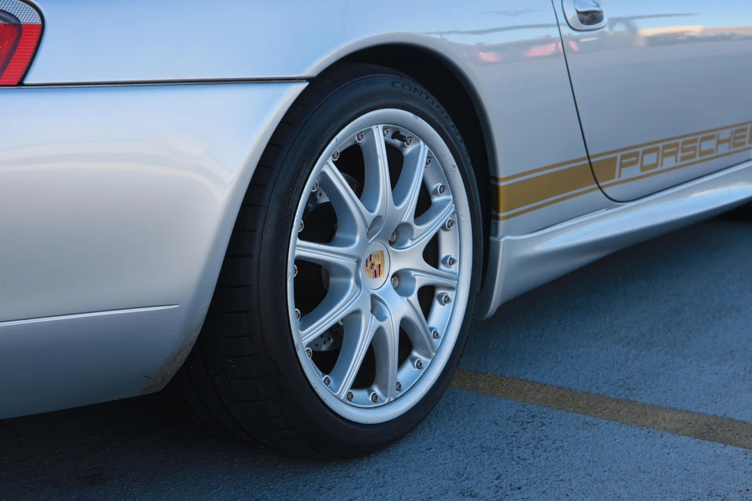 2001 Porsche 996 Carrera - Image 31 of 31