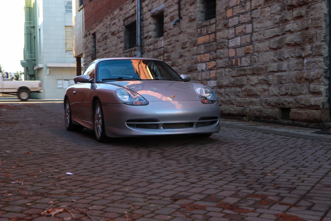 2001 Porsche 996 Carrera - Image 19 of 31