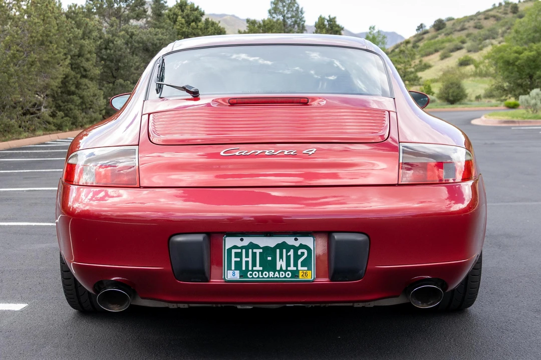 2001 Porsche 996 Carrera 4 - Image 5 of 31