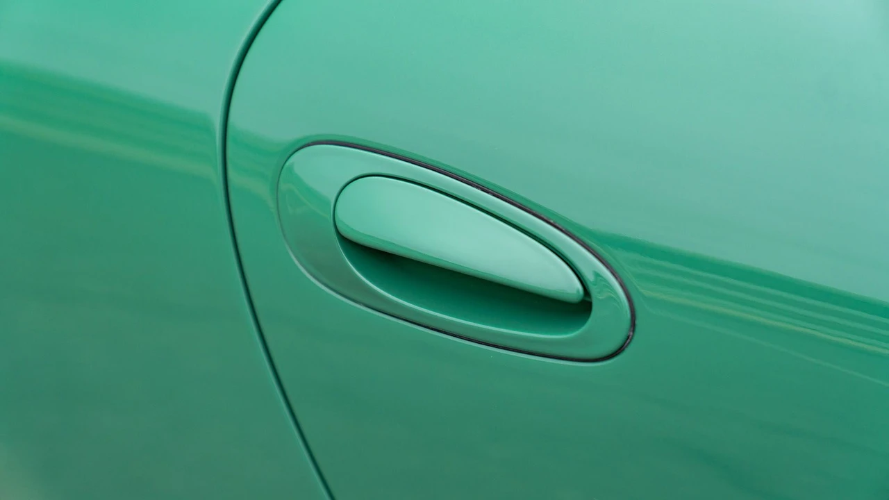 2001 Porsche 996 Carrera 4 - Image 31 of 31