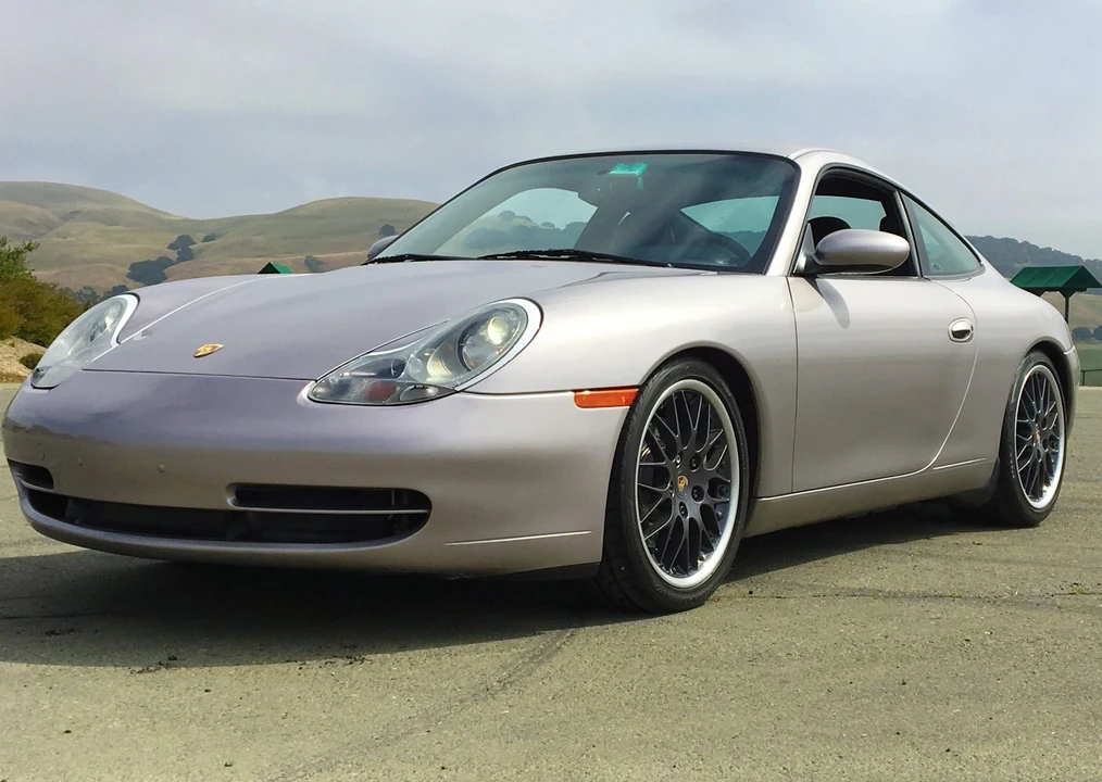 2001 Porsche 996 Carrera - Image 2 of 31