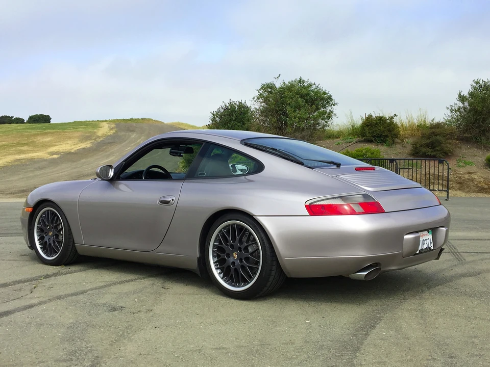 2001 Porsche 996 Carrera - Image 4 of 31