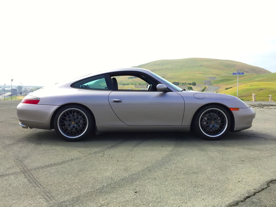 2001 Porsche 996 Carrera - Image 8 of 31
