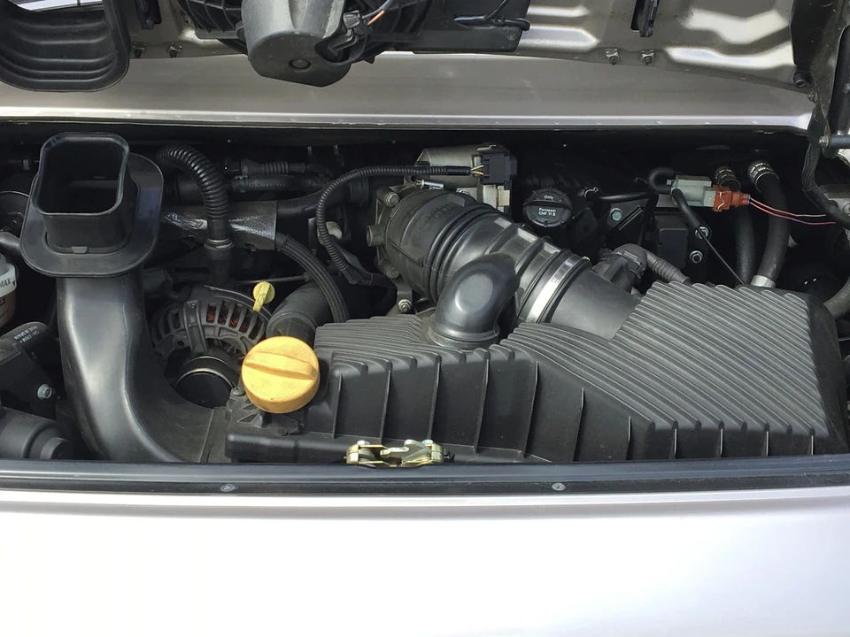 2001 Porsche 996 Carrera - Image 31 of 31