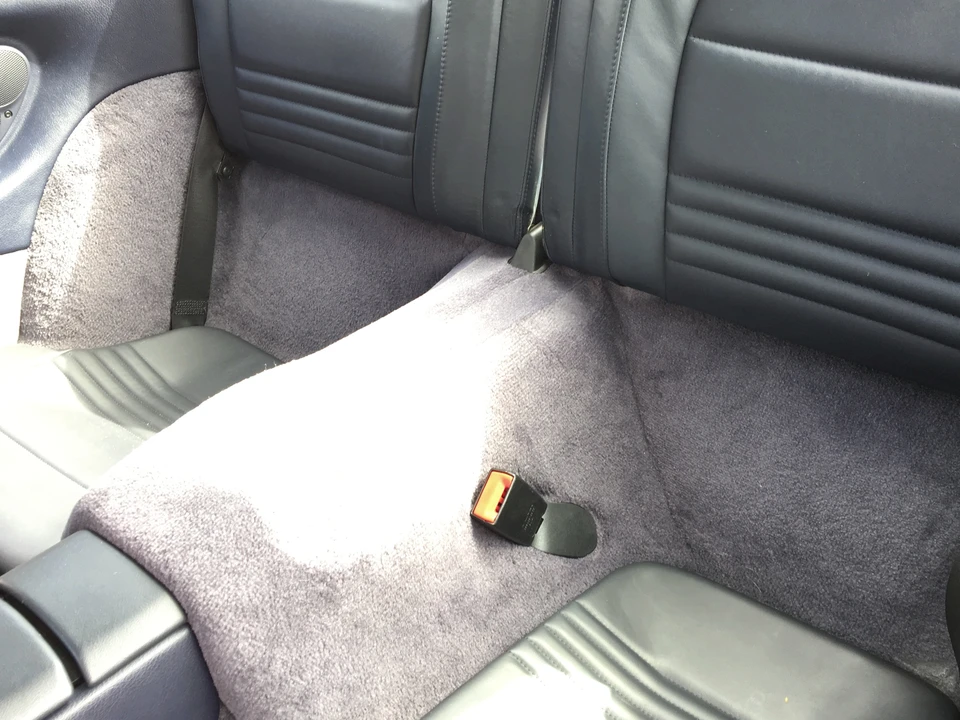 2001 Porsche 996 Carrera - Image 26 of 31
