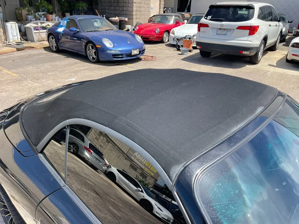 2001 Porsche 996 Carrera 4 - Image 9 of 20