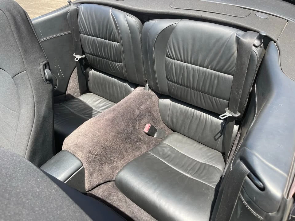 2001 Porsche 996 Carrera 4 - Image 12 of 20