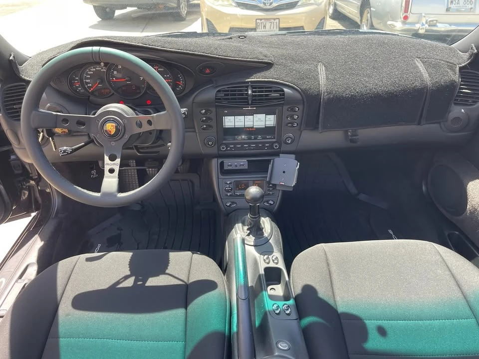 2001 Porsche 996 Carrera 4 - Image 13 of 20